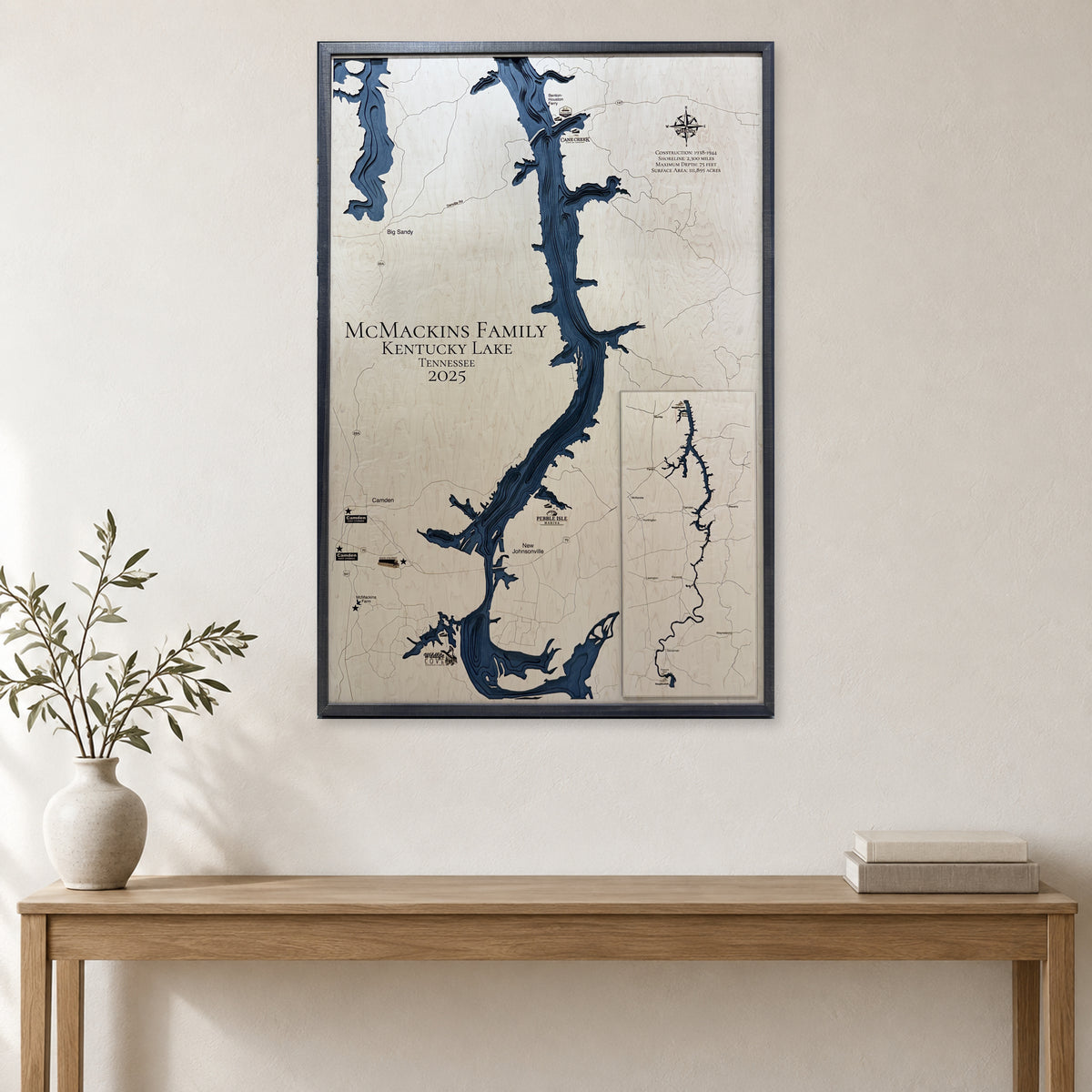 Kentucky Mcmackins wood map — multilayer, staged room mockup