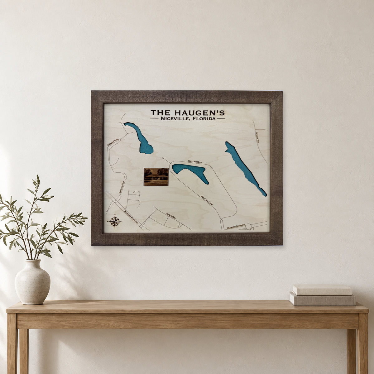 Niceville, Florida Wood Map — room mockup [MC20261006 q1621 933ea3f8d3f3]