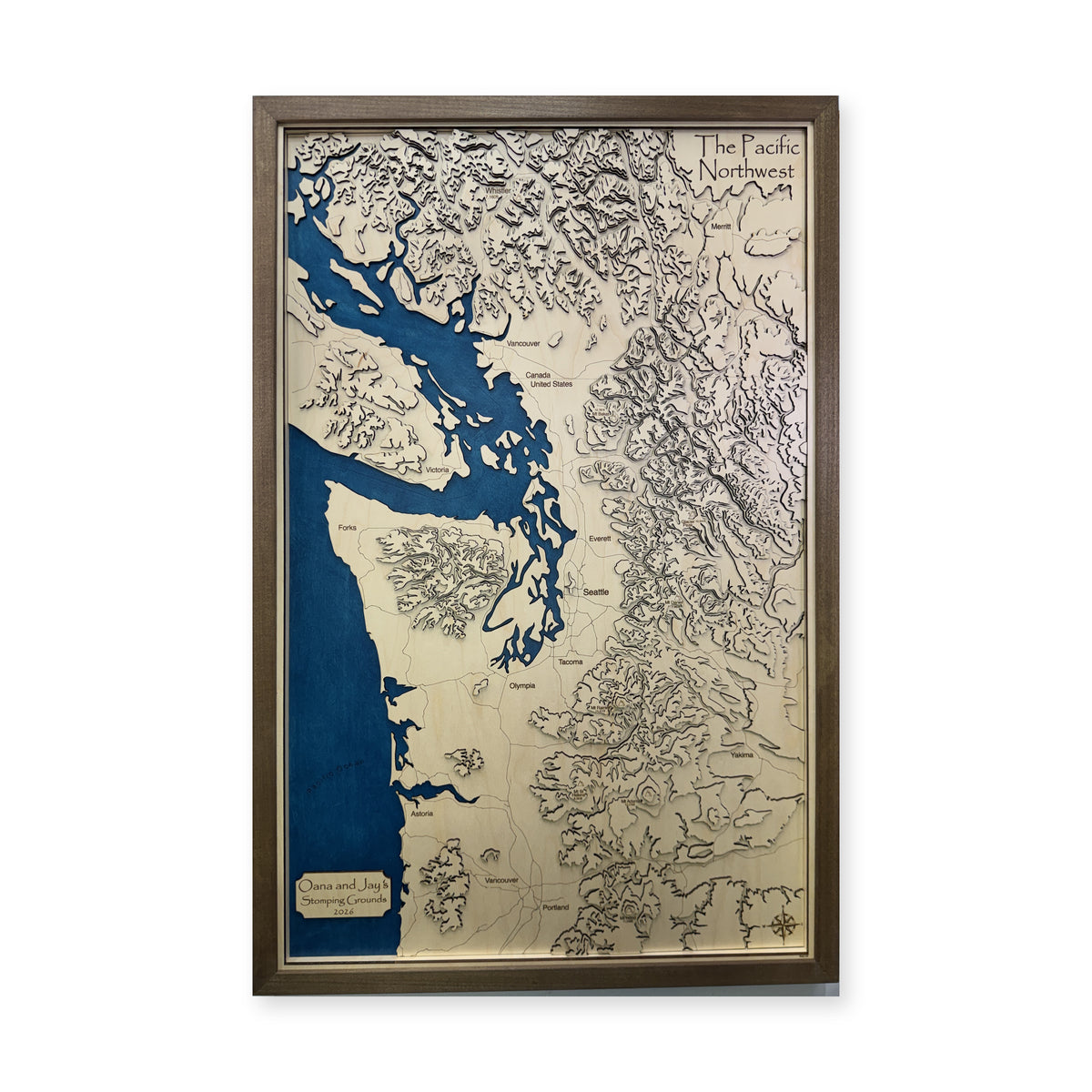 Pacific Northwest Portrait Topographic Multilayer Wood Map — Multilayer land main photo [MC20261006 q2338 515f2e4549f5]