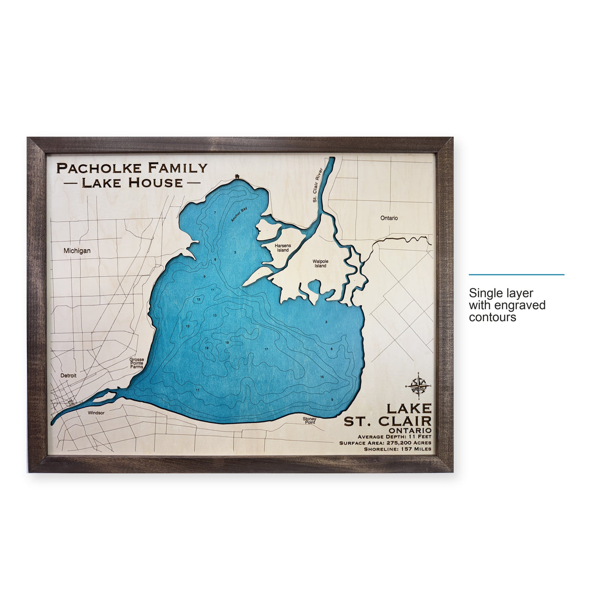 St Clair Pacholke wood map — single layer with engraved contours, layer option shown